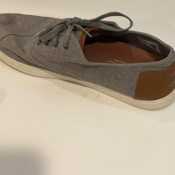 Toms Casual shoe size 9 - Picture 6 of 7